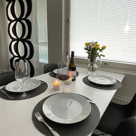 Moderni Saunallinen Kaksio! * Pori